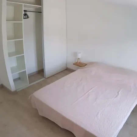 Maison 3 Chambres La Bree, Terrasse, Parking Prive, Plage A Pied בית נופש *