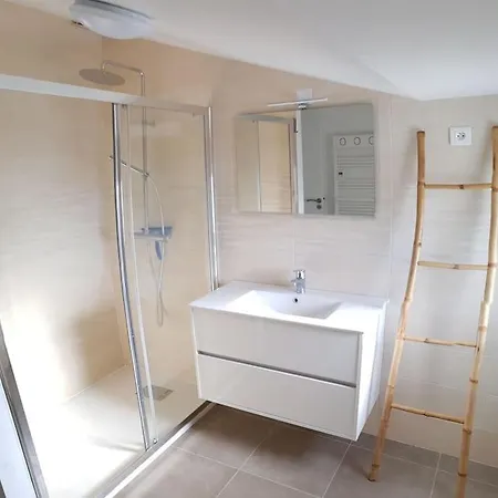 度假居 Maison 3 Chambres La Bree, Terrasse, Parking Prive, Plage A Pied